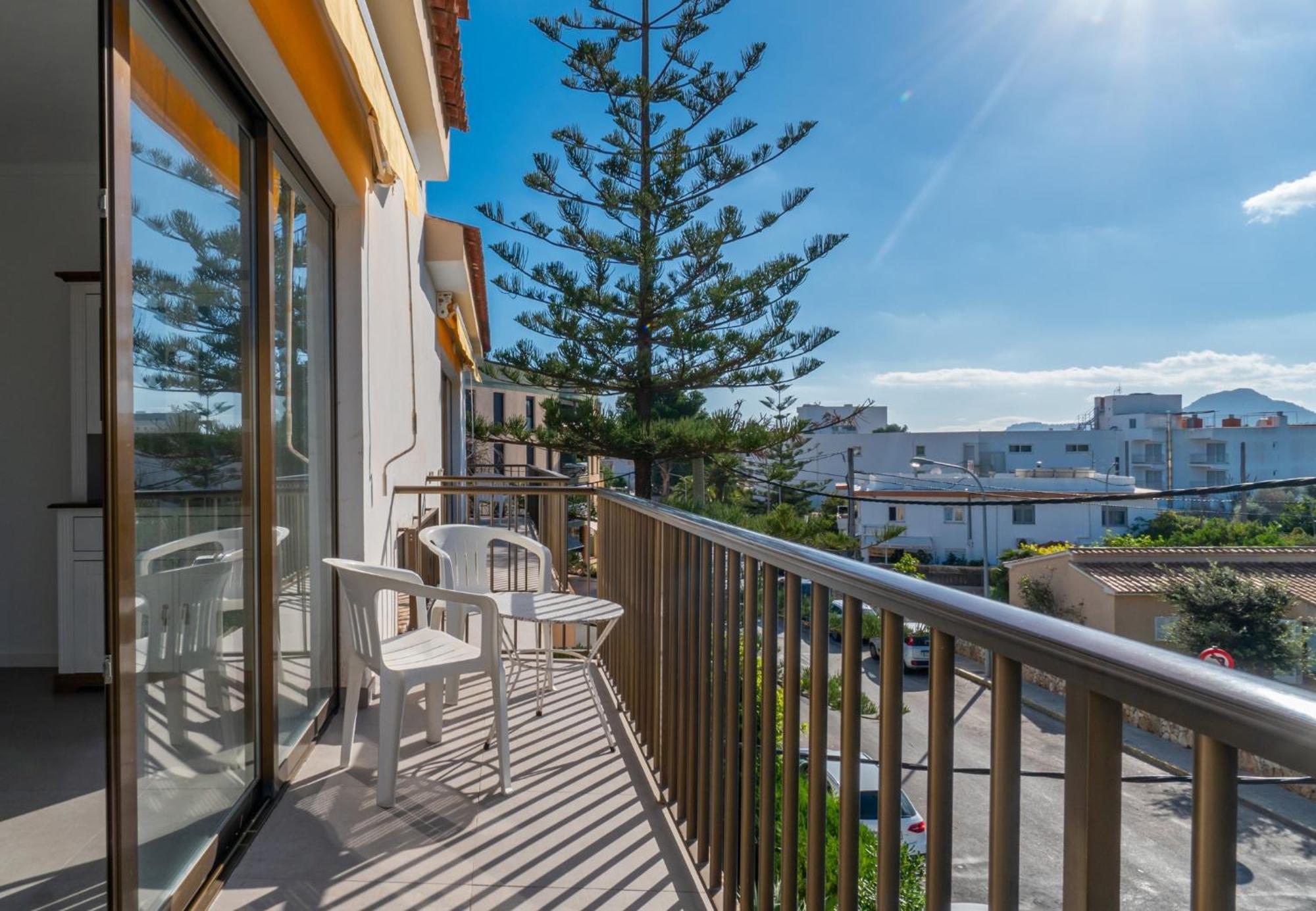 Apartament Ponent 2 *